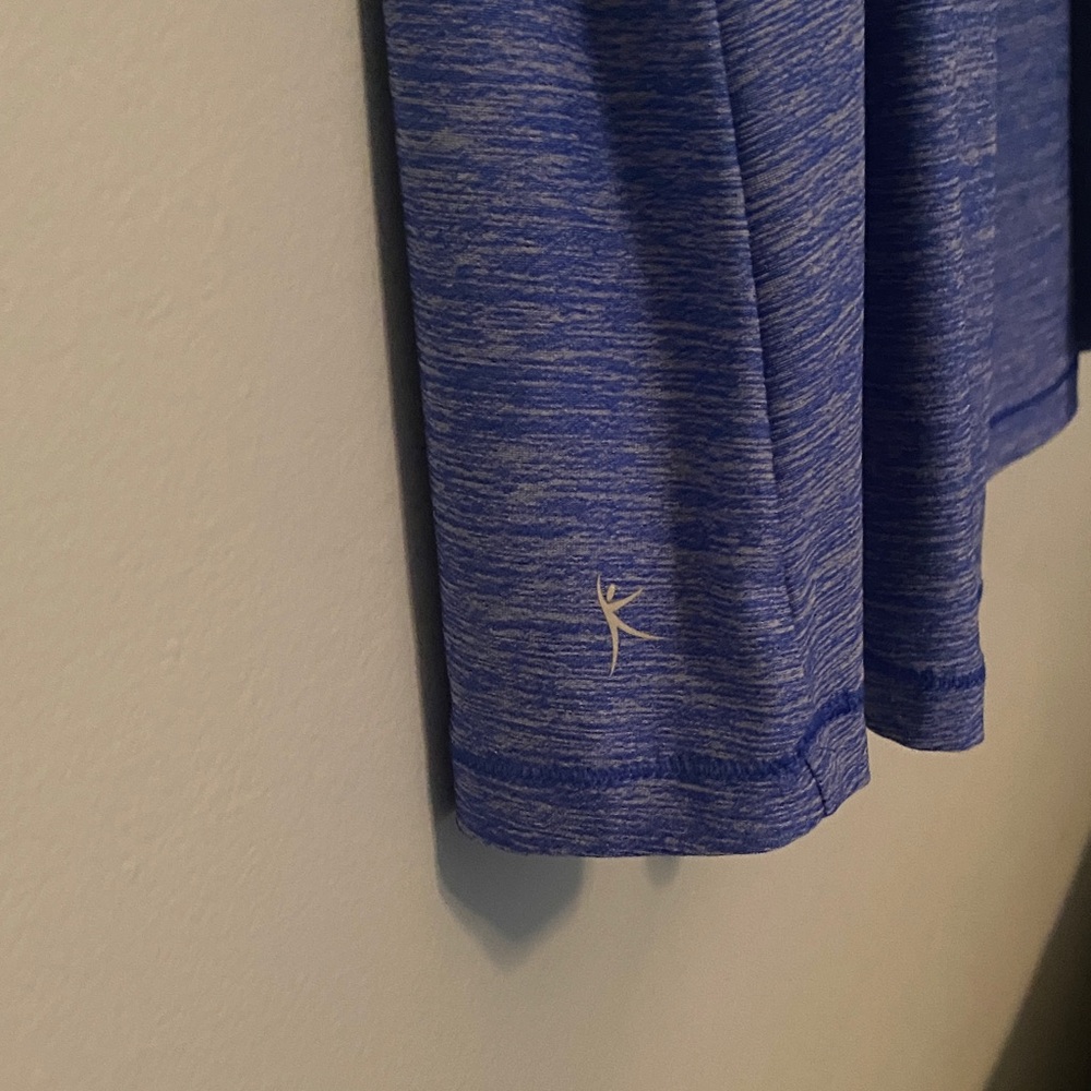 Women's Blue Athletic Tank with built in bra - Picture 6 of 7